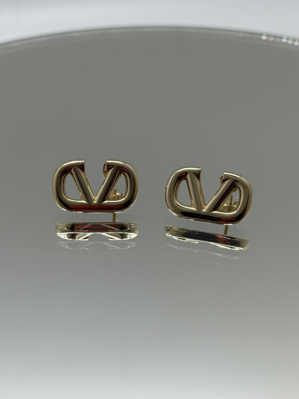 ARETES VALENTINO 3GR 14K